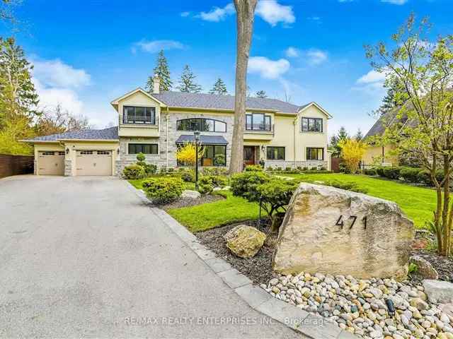 House For Sale in Mississauga, Ontario