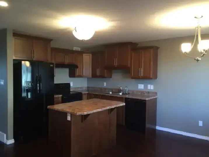 Three Bedroom Condo for Rent