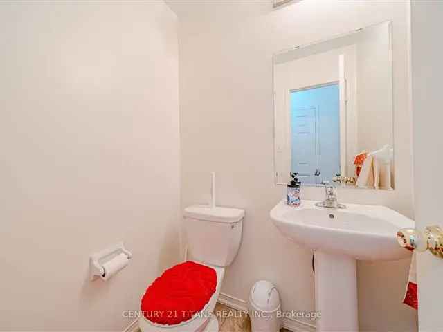 House For Sale in Ajax, Ontario