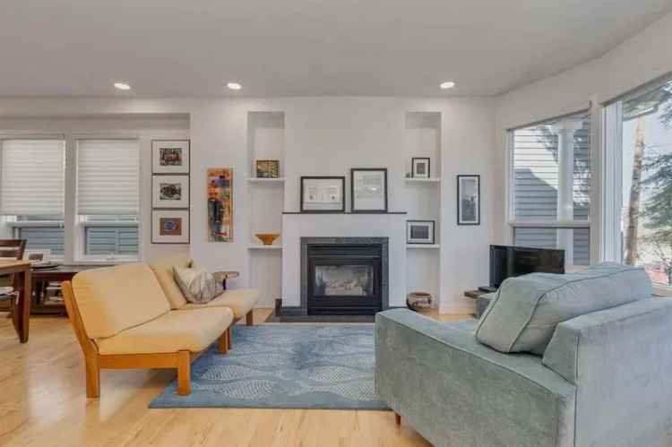 Charming Modernized Character Home in Richmond Knob Hill with Downtown Views