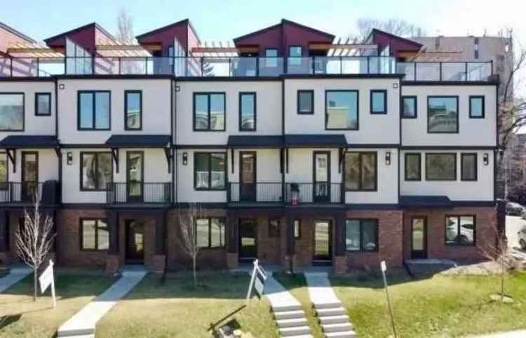 Townhouse For Rent in Calgary, Alberta