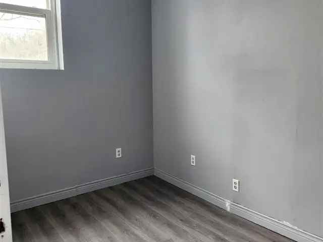 Duplex For Rent in London, Ontario