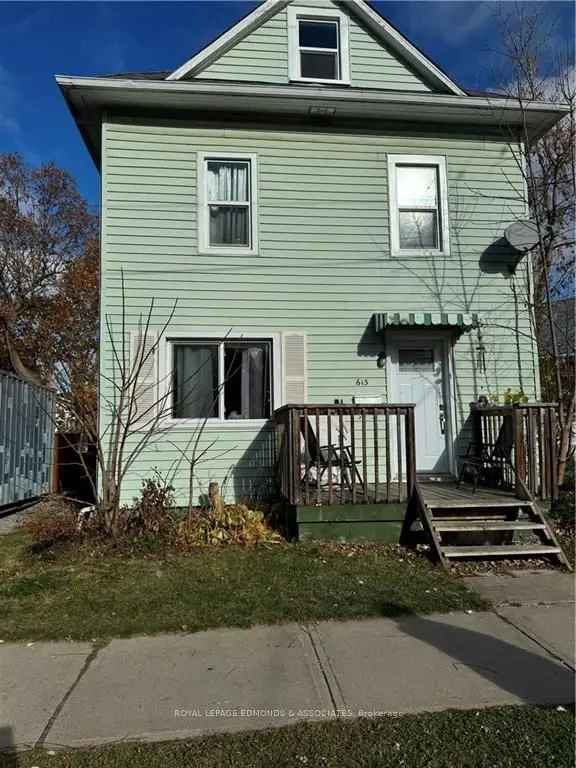 House For Sale in Pembroke, Ontario