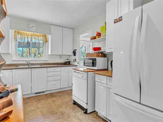 House For Sale in Picton, Ontario