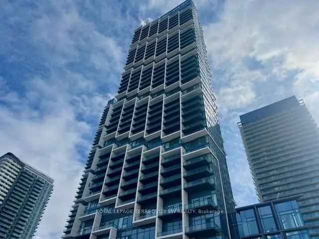 Buy Condo in Toronto with Amazing Skyline Views and Luxury Amenities