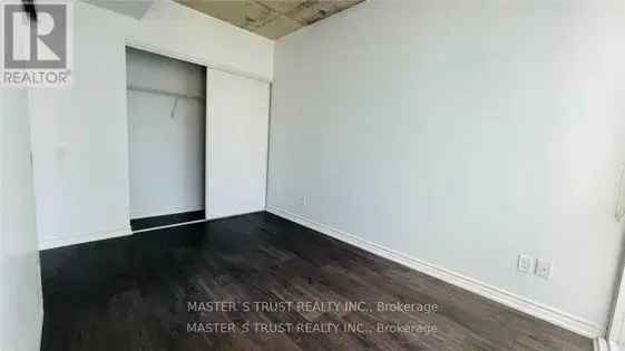 1 room apartment of 97 m² in Toronto