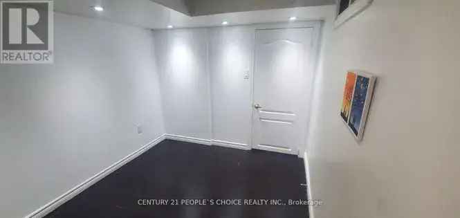 2 rooms apartment of 945 m² in Mississauga