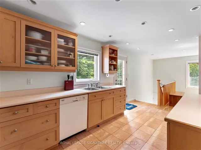 House For Sale in Toronto, Ontario