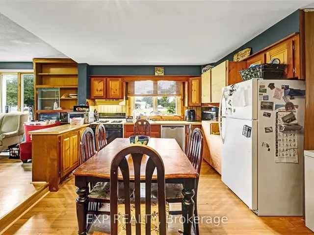 4-Bedroom House in South Huron Near Grand Bend and London