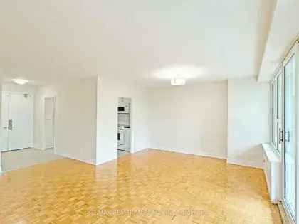 6 rooms apartment of 83 m² in Toronto