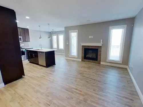 House for Sale in Summerside Edmonton with 4 Bedrooms and 4 Bathrooms