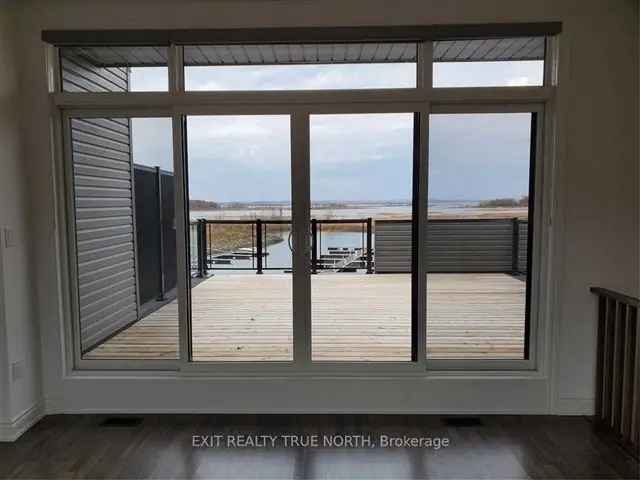 Stunning 3-Bedroom Marina Townhome with Georgian Bay Views