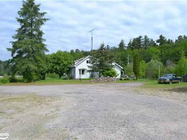 Commercial Property with Highway Access near Georgian Bay