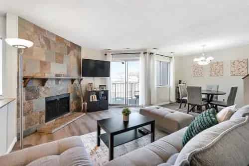 Updated 2-Bedroom Condo in South Winnipeg For Sale