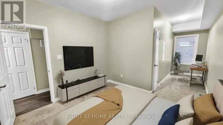 House For Sale in 2787, Eglinton Avenue East, Toronto, Ontario
