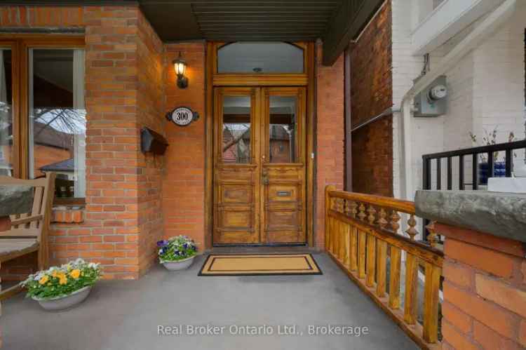 2.5 Storey Home in Kirkendall Near Locke Street