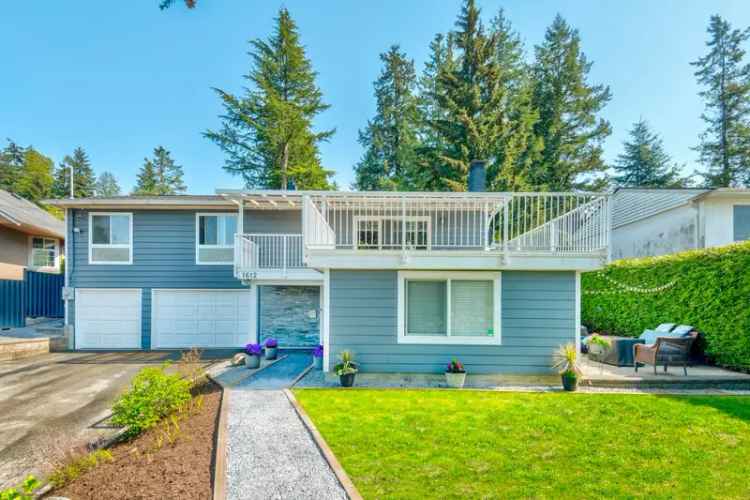 4 Bedroom Home with Mountain Views and Legal Suite