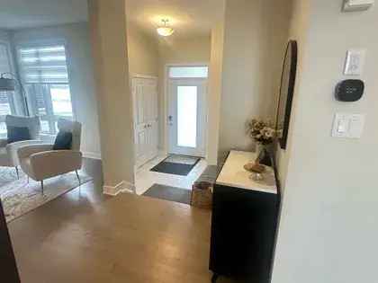 4 Bedroom 208m² House in Findlay Creek Ottawa