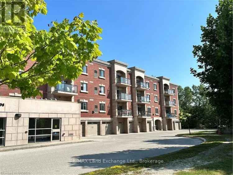 Apartment For Sale in 221, Adelaide Street, Southampton, Ontario