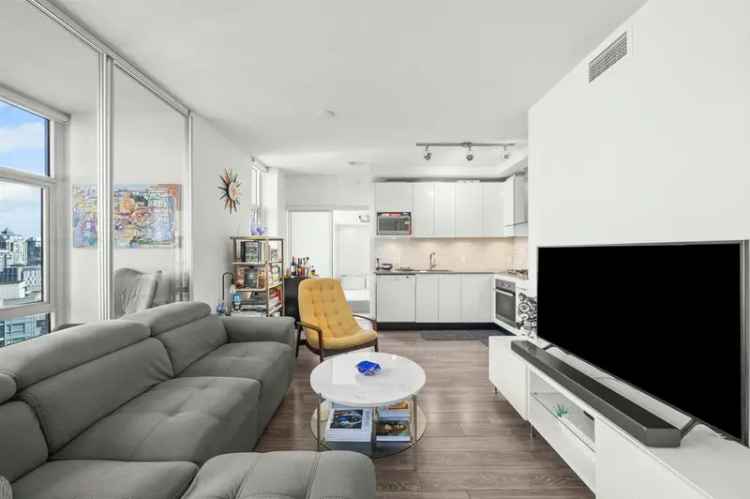 Downtown Tate Condo 2 Beds 1 Bath Parking