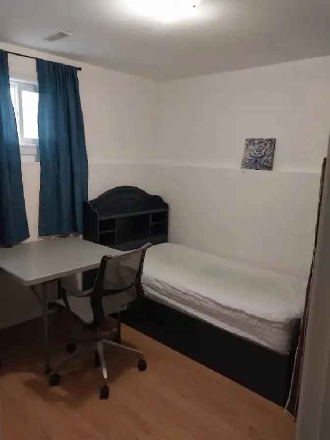 Affordable Furnished Room for Rent for Female Student/Working