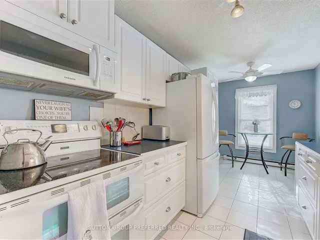 3-Bedroom 2-Bathroom Condo in South London Near Parks