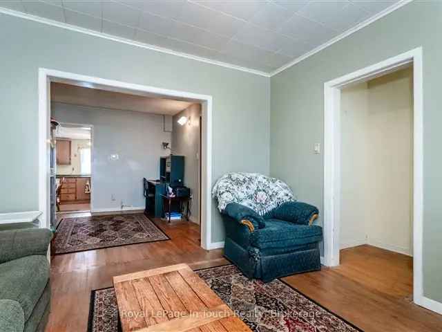 House For Sale in Midland, Ontario