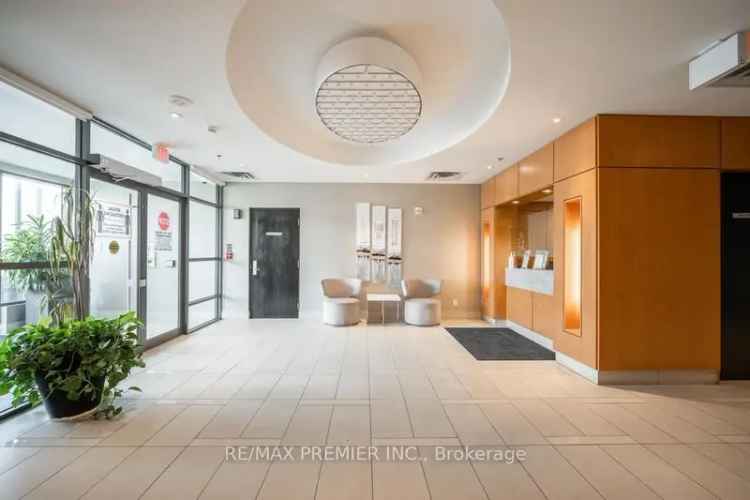 Luxury 1+Den Condo in Etobicoke's Lexington Tower