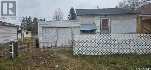 House For Sale In Mount Royal, Saskatoon, Saskatchewan