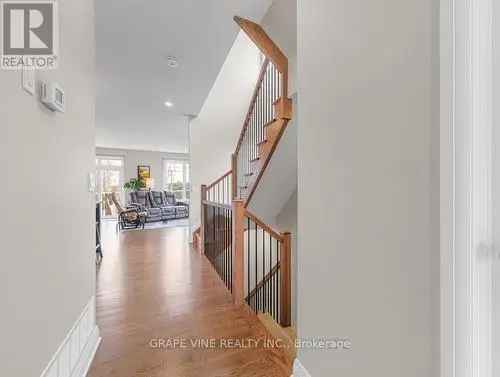 2250 Sq Ft Townhome in Stonebridge Ottawa