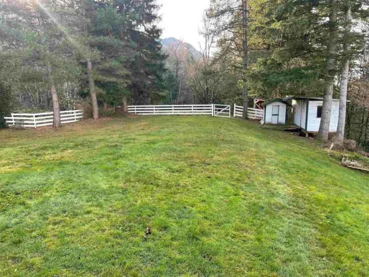 A $3,400,000.00 House with Acreage with 4 bedrooms in Sumas Prairie, Abbotsford