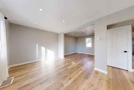 4 rooms house of 725 m² in Toronto