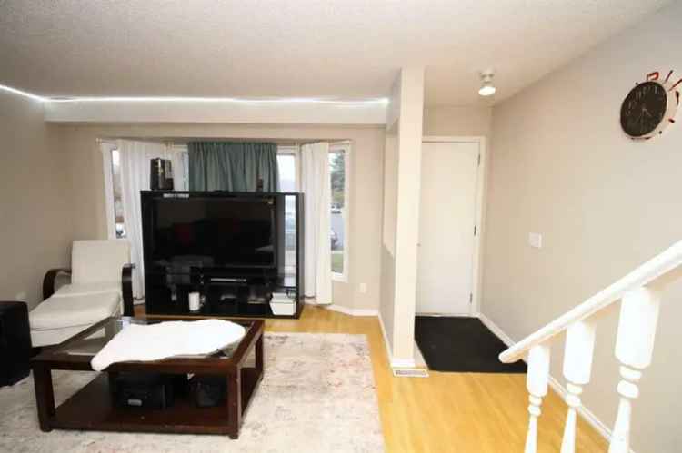 Cozy 3-Bedroom Semi-Detached Home in Whitehorn