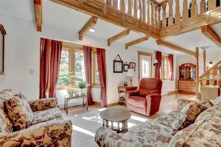 Calabogie Peaks Chalet: 4 Season Mountain Getaway