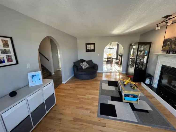 House For Rent in Town of Hinton, Alberta