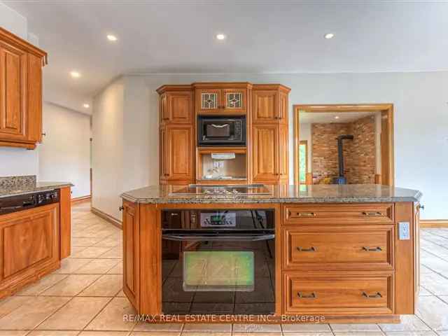 House For Sale in Milton, Ontario