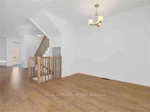 Townhouse For Sale in Ottawa, Ontario