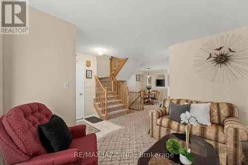 Townhouse For Sale In Port Whitby, Whitby (Port Whitby), Ontario