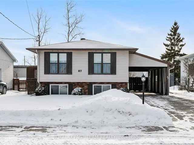 3-Bedroom 2-Bathroom Bungalow in Arnprior Near Parks and Trails