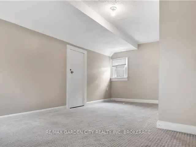 House For Sale in Welland, Ontario