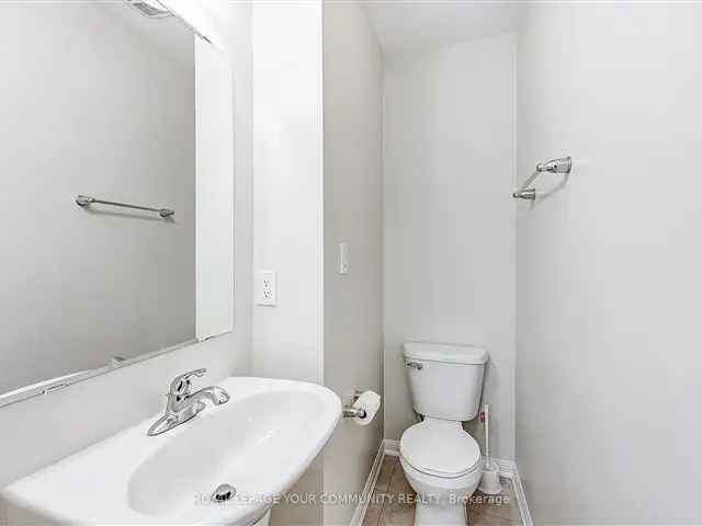 Townhouse For Sale in Markham, Ontario