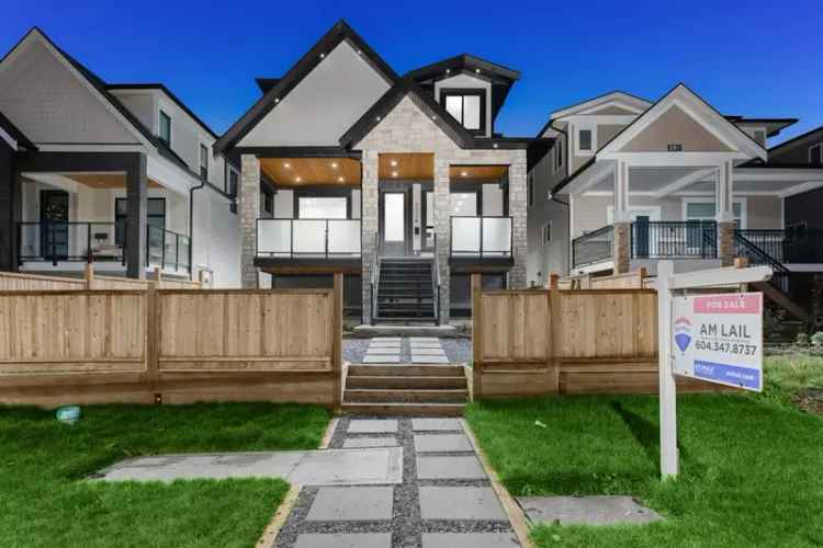 House For Sale in New Westminster, British Columbia