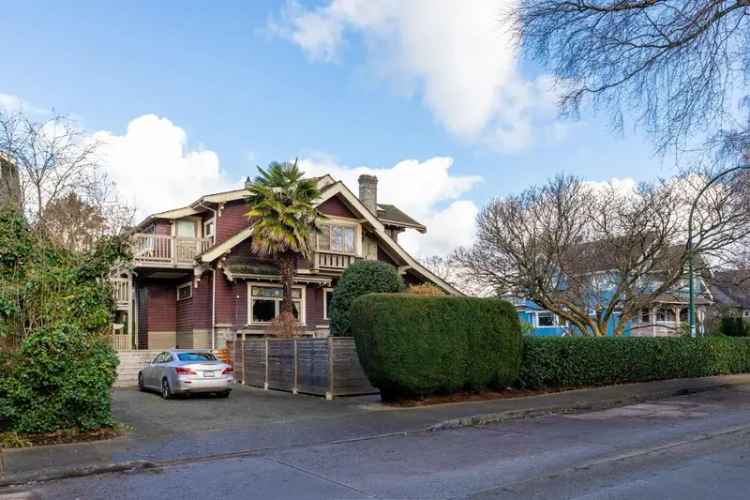 Kitsilano Heritage Home 4 Suites 6 Beds 4 Baths