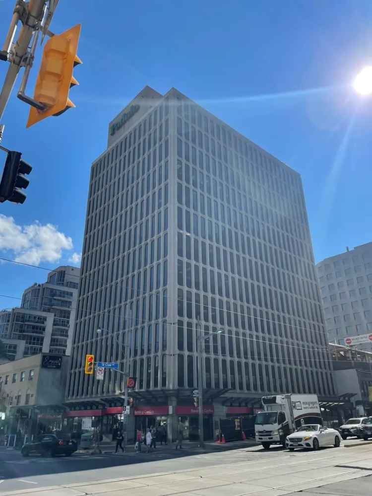 Office building For Rent in 1, St. Clair Avenue West, Toronto, Ontario