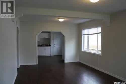 5 Bedroom 3 Bathroom Family Home in Saskatoon