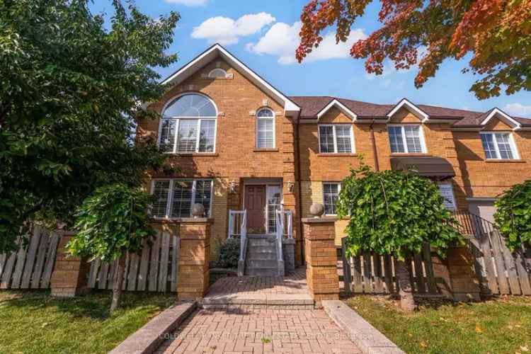 House For Sale in 210, Jacey Anne Drive, Richmond Hill, Ontario