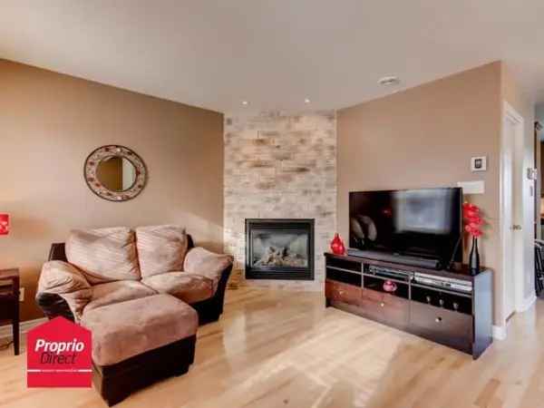 4-Bedroom Semi-Detached Cottage with Garage - St-Mathieu-de-Beloeil