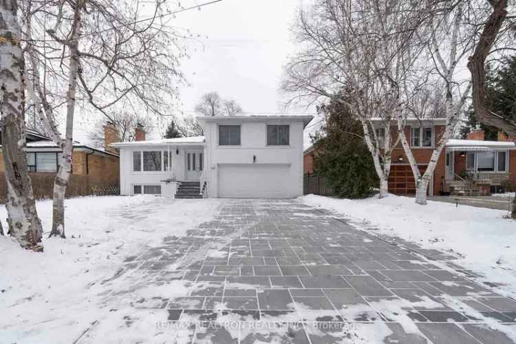 House For Sale in 51, Bowerbank Drive, Toronto, Ontario