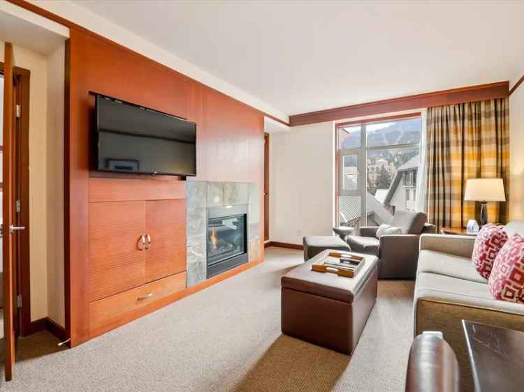 A $429,000.00 Apartment/Condo with 1 bedroom in Whistler Village, Whistler