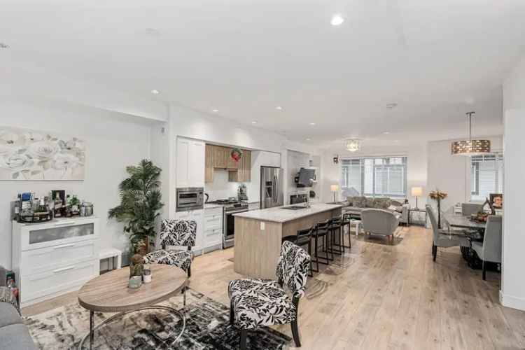 Sunshine Hills Luxury Townhouse 4 Bed 4 Bath Near Seaquam School